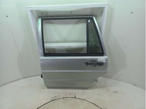 PORTA TRASEIRA ESQ VOLKSWAGEN SANTANA 2.0 1996