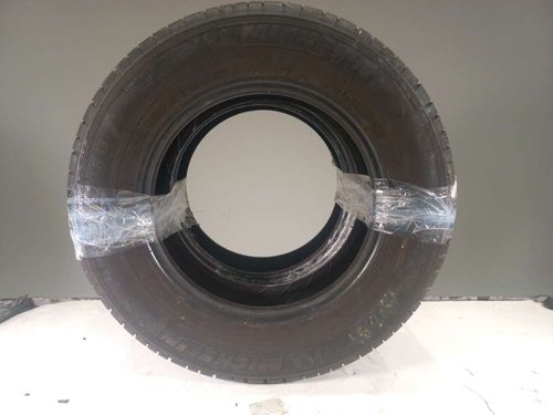 PAR DE PNEU CHEVROLET CELTA 1.0 2002